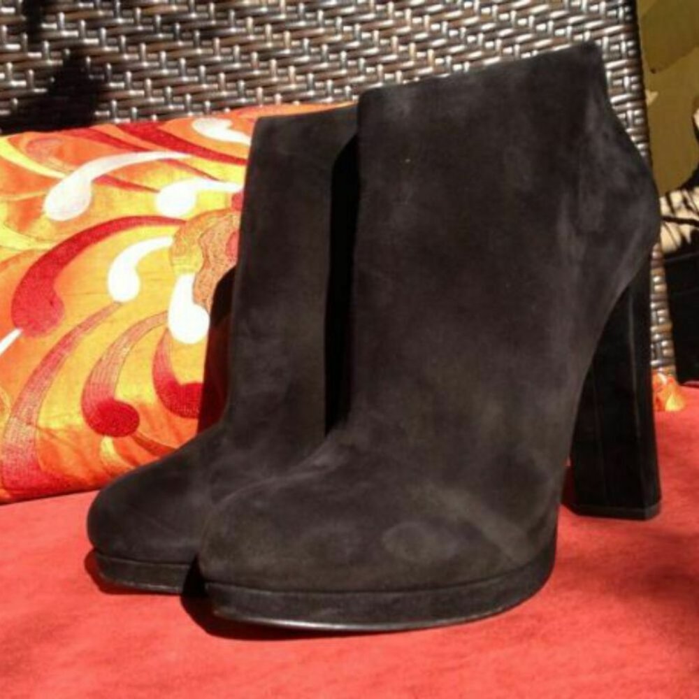 Michael Kors Arley Black Suede Boots Size 9